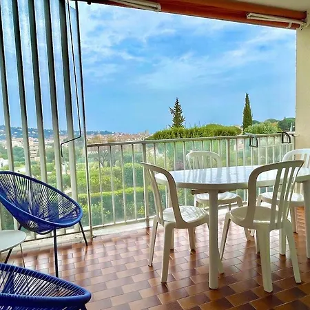Terrasse Piscine A Apartman Sainte-Maxime